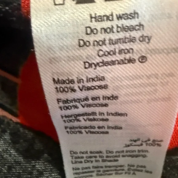 Loralette Black High Low Dress with Bold Floral Print NWOT💕 - Picture 7 of 7